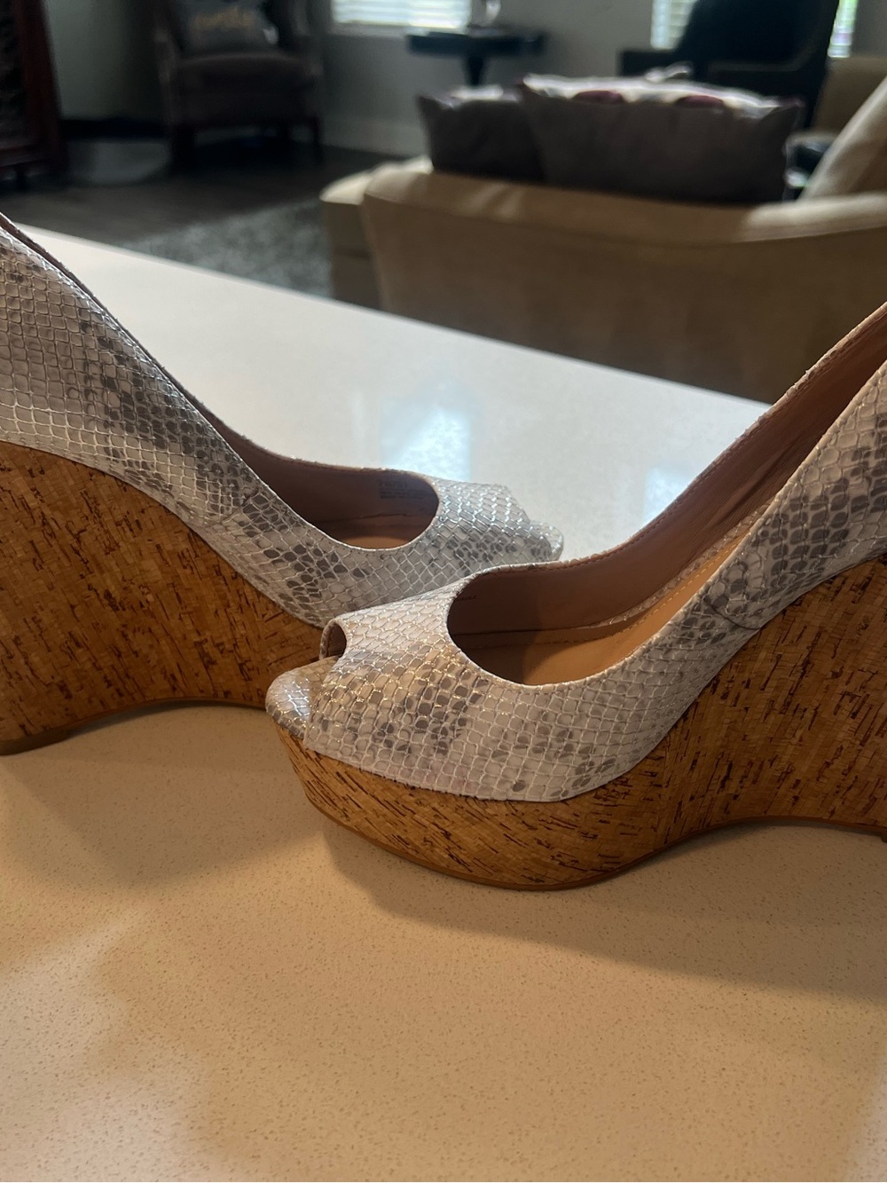 Vince Camuto VC-Ladell peep-toe platform wedge heels in Glitter Grey/Natural. Go